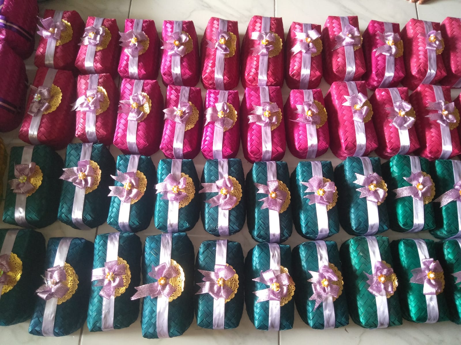 Pabrik Besek Warna 	Kota	Bekasi	Jawa Barat