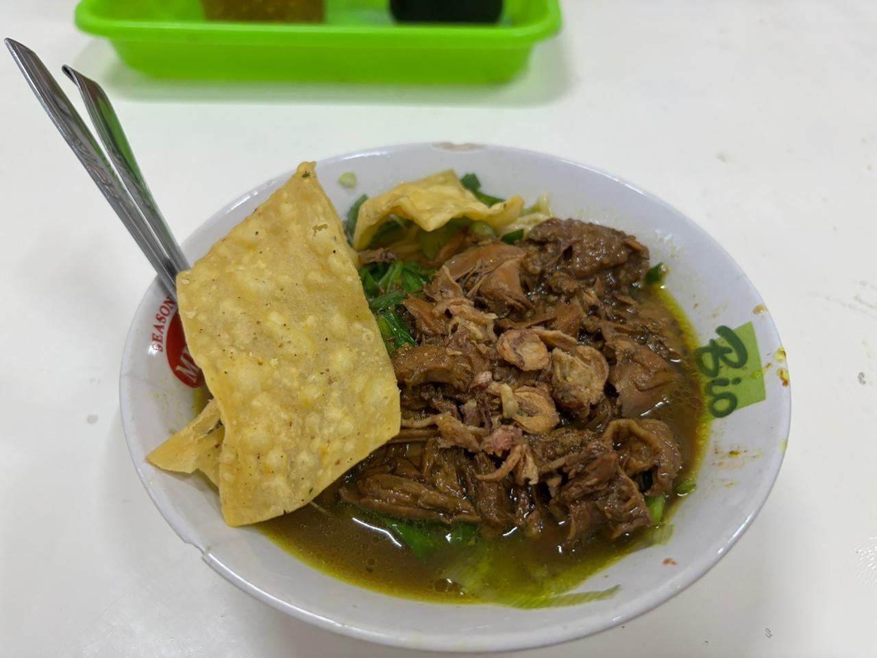 Mie Ayam Pakuwon Mall Jogja: Kuliner Murah Meriah di Kantin Karyawan